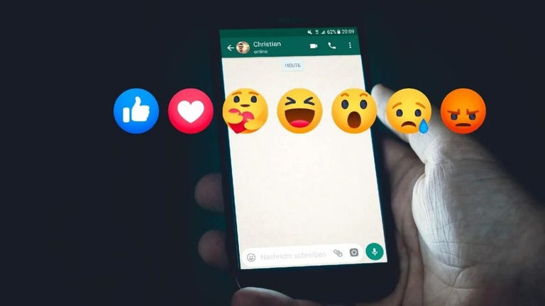 New features for WhatsApp on iOS