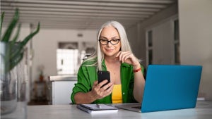 ¿Cómo puedes identificar una estafa financiera en las redes sociales?