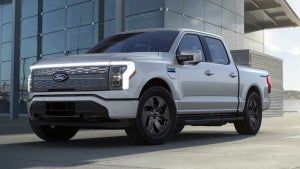 Ford recalls 30,000 F-150 Lightning pickups over suspension defect
