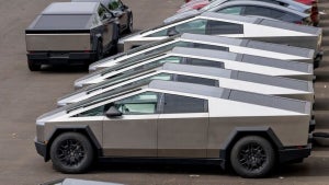 Cybertruck Delays Cast Doubt on Tesla’s Innovation Strategy