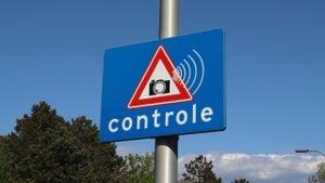 Waze not warning you about speed cameras? This is the setting to fix it